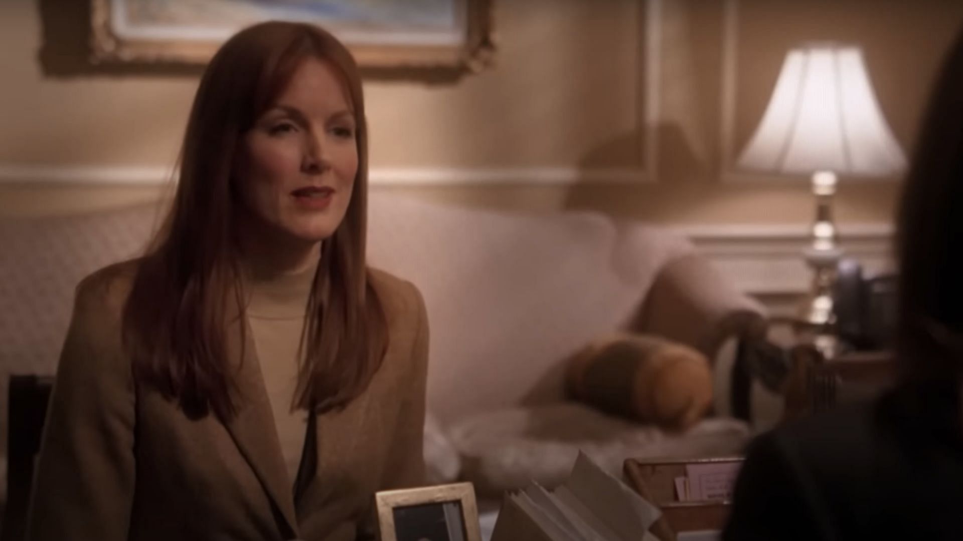 Andrea talks to CJ about Toby, the kids, and hopes of a pardon (Image via YouTube/The West Wing)